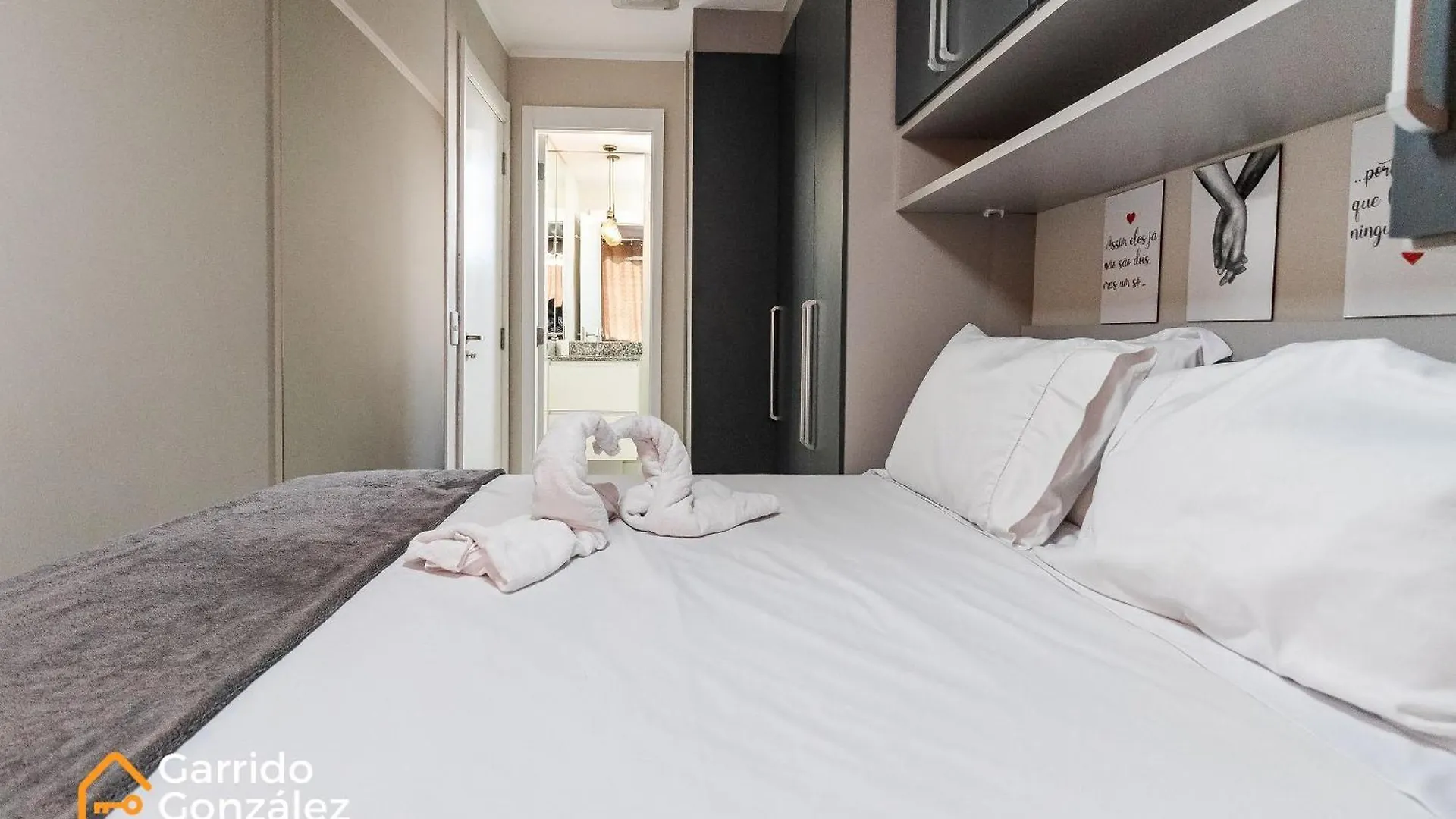 Cristal Apartamento No Bras Com Piscina - Metro Daire Sao Paulo 0*,
